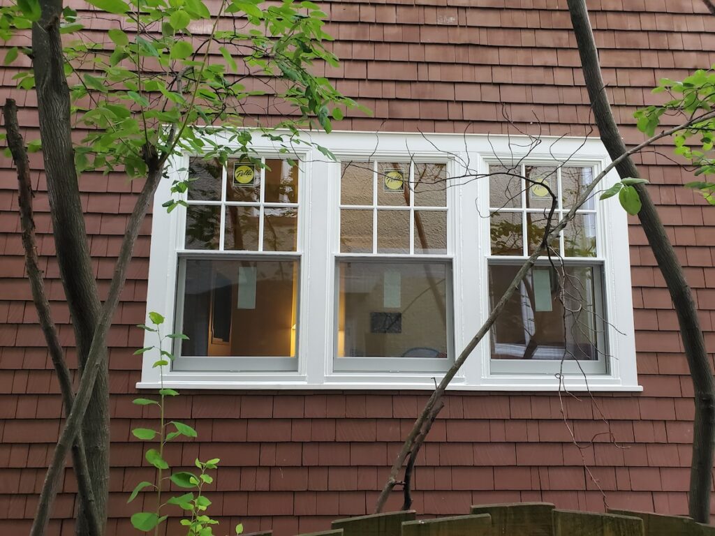6 Benefits of Pella Double-Hung Windows for Oak Park Homes